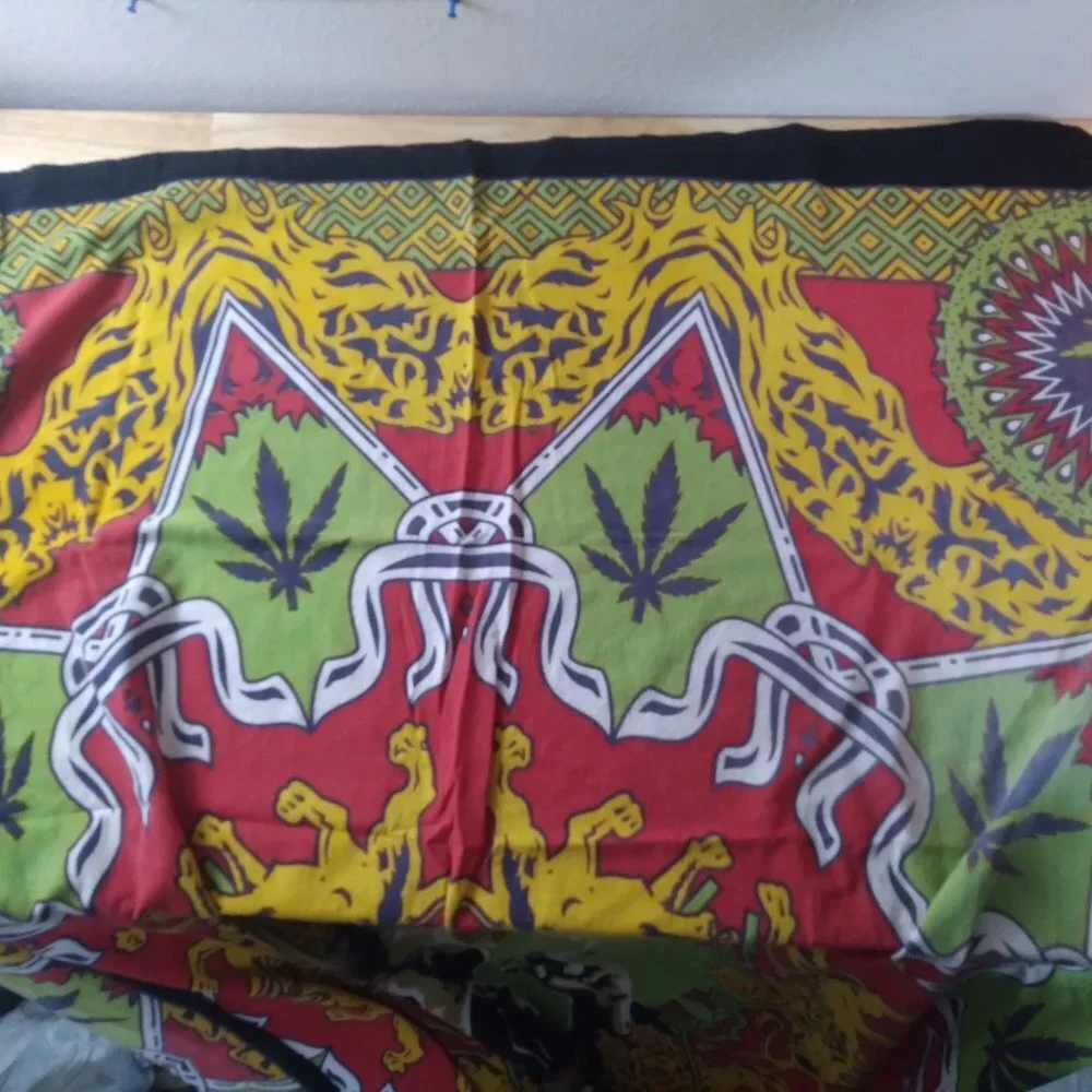 Bob Marley Cannabis Marijuana Smoke Joint Mandala Tapestry LARGE
